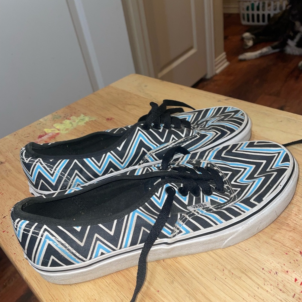 VANS Zig Zag Low Top Canvas Shoes